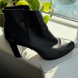 Clark’s ankle booties WORN TWICE